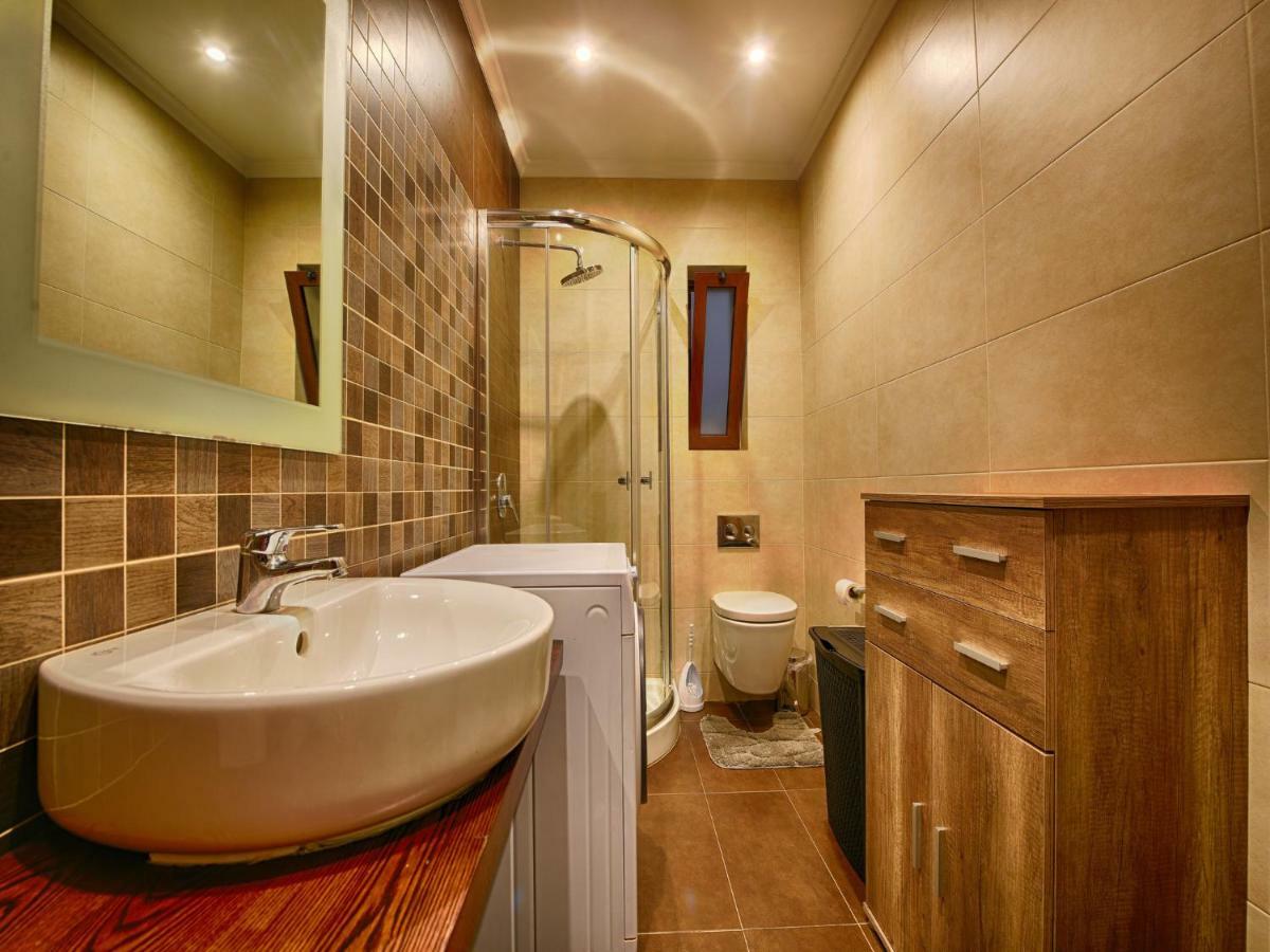 Willa Anthony'S Maisonette Qala Zewnętrze zdjęcie